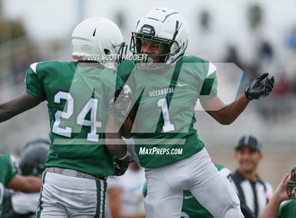 Thumbnail 2 in Oceanside vs Olympian photogallery.