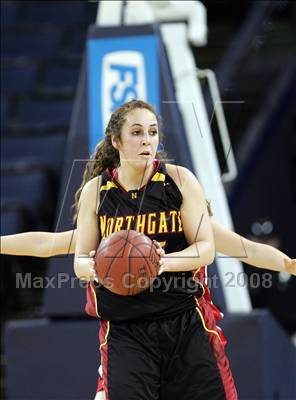 Thumbnail 2 in Northgate vs. Carondelet (CIF NCS D2 Final) photogallery.