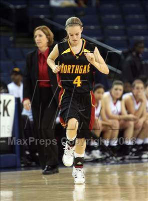 Thumbnail 1 in Northgate vs. Carondelet (CIF NCS D2 Final) photogallery.