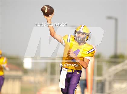 Thumbnail 1 in Escalon @ Kimball photogallery.