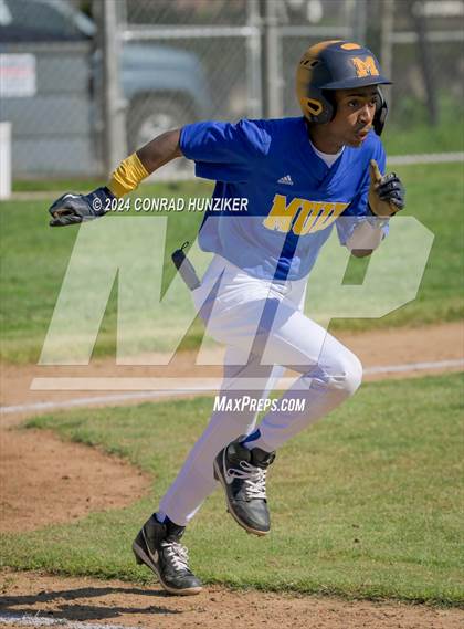 Thumbnail 2 in Gabrielino @ Muir photogallery.
