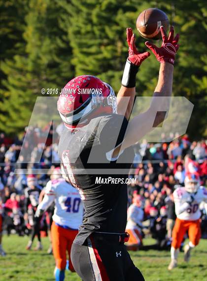 Thumbnail 1 in St. Teresa @ Calhoun (IHSA 1A Semifinal) photogallery.