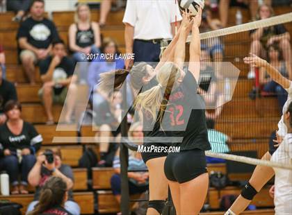 Thumbnail 2 in Canyon @ Esperanza photogallery.