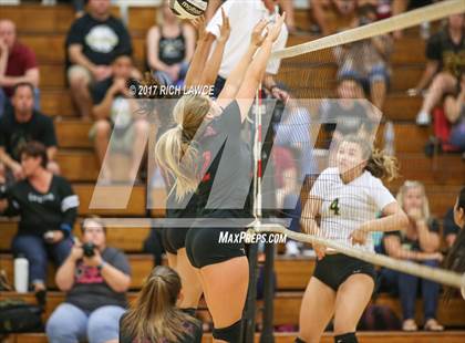 Thumbnail 3 in Canyon @ Esperanza photogallery.