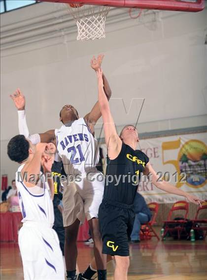 Thumbnail 1 in Vista del Lago vs. Capistrano Valley (MaxPreps Holiday Classic) photogallery.