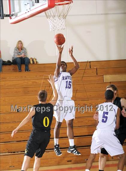 Thumbnail 2 in Vista del Lago vs. Capistrano Valley (MaxPreps Holiday Classic) photogallery.