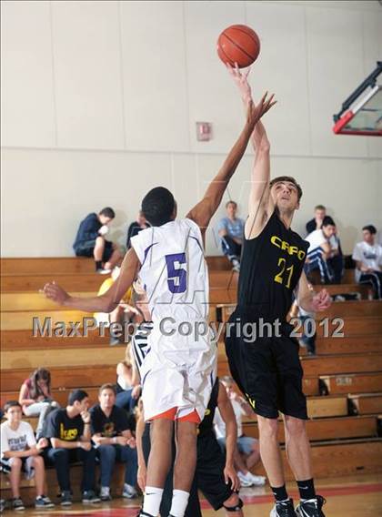 Thumbnail 1 in Vista del Lago vs. Capistrano Valley (MaxPreps Holiday Classic) photogallery.