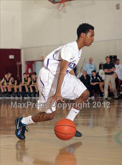 Thumbnail 1 in Vista del Lago vs. Capistrano Valley (MaxPreps Holiday Classic) photogallery.