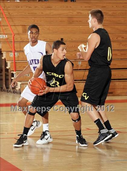 Thumbnail 2 in Vista del Lago vs. Capistrano Valley (MaxPreps Holiday Classic) photogallery.