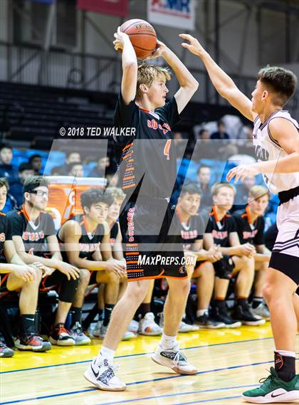 Thumbnail 1 in Half Moon Bay vs. Alisal (Aptos / S.C. Warriors NorCal Invitational) photogallery.