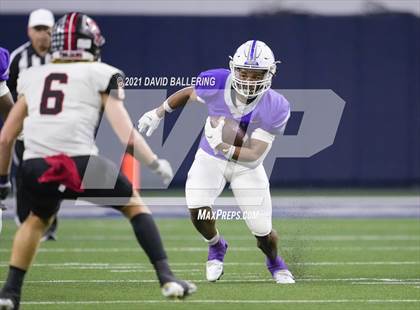 Thumbnail 3 in West vs. Mount Vernon (UIL Class 3A Division I Regional Final) photogallery.