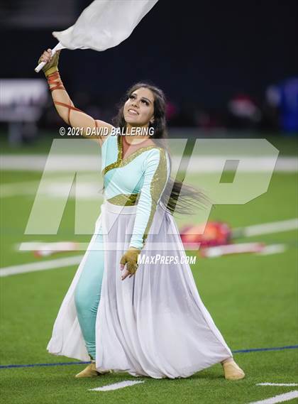 Thumbnail 3 in West vs. Mount Vernon (UIL Class 3A Division I Regional Final) photogallery.