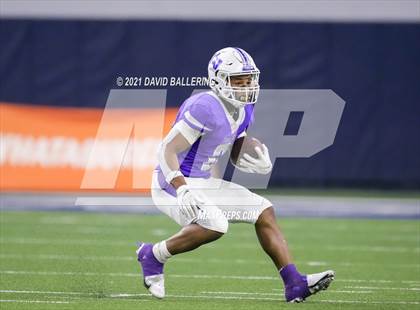 Thumbnail 3 in West vs. Mount Vernon (UIL Class 3A Division I Regional Final) photogallery.
