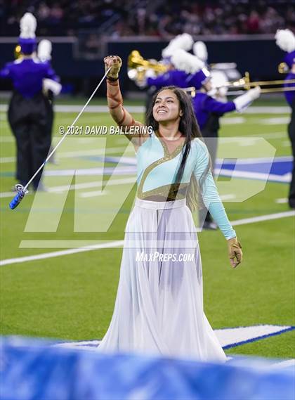 Thumbnail 1 in West vs. Mount Vernon (UIL Class 3A Division I Regional Final) photogallery.
