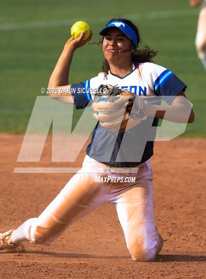 Thumbnail 3 in Payson vs Dobson (Westwood-Dobson Softball Invitational) photogallery.