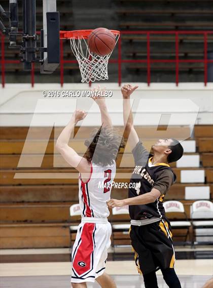 Thumbnail 2 in Don Lugo vs. Glendora photogallery.