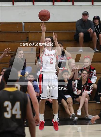 Thumbnail 3 in Don Lugo vs. Glendora photogallery.