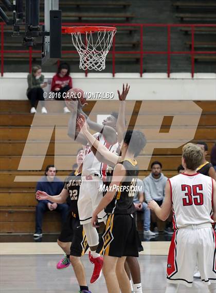 Thumbnail 2 in Don Lugo vs. Glendora photogallery.