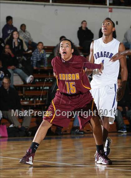 Thumbnail 3 in Edison vs. Sacramento (St. Hope Classic) photogallery.