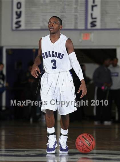 Thumbnail 2 in Edison vs. Sacramento (St. Hope Classic) photogallery.