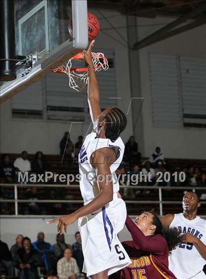 Thumbnail 2 in Edison vs. Sacramento (St. Hope Classic) photogallery.