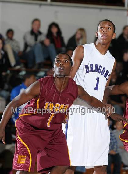 Thumbnail 3 in Edison vs. Sacramento (St. Hope Classic) photogallery.