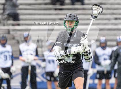 Thumbnail 3 in Hauppauge vs Westhampton Beach photogallery.