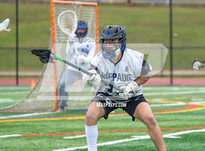 Thumbnail 3 in Hauppauge vs Westhampton Beach photogallery.