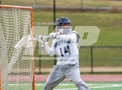 Thumbnail 2 in Hauppauge vs Westhampton Beach photogallery.