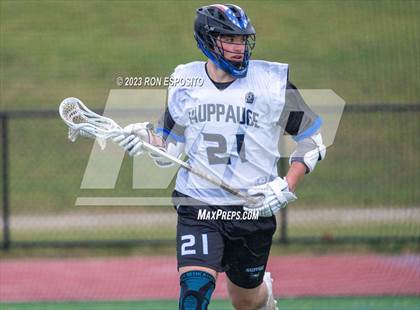 Thumbnail 1 in Hauppauge vs Westhampton Beach photogallery.