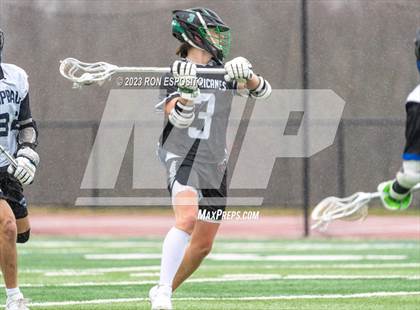 Thumbnail 1 in Hauppauge vs Westhampton Beach photogallery.
