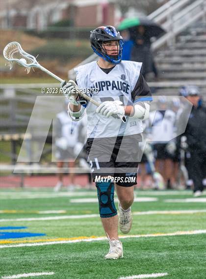 Thumbnail 2 in Hauppauge vs Westhampton Beach photogallery.