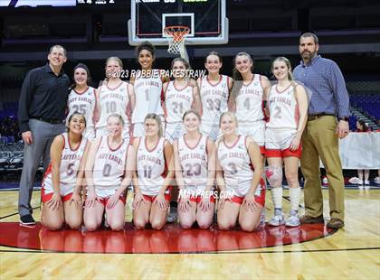 Thumbnail 2 in Holliday vs. Columbus (UIL 3A Basketball State Semifinal Medal Ceremony) photogallery.