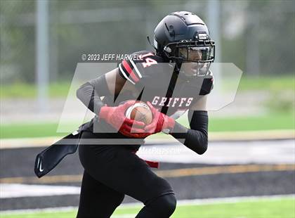 Thumbnail 1 in Harding @ Buchtel photogallery.