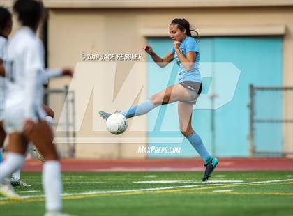 Thumbnail 1 in Birmingham vs. El Camino Real (CIFLACS Div-1 Quarterfinal) photogallery.