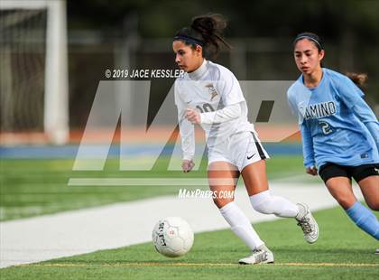 Thumbnail 2 in Birmingham vs. El Camino Real (CIFLACS Div-1 Quarterfinal) photogallery.