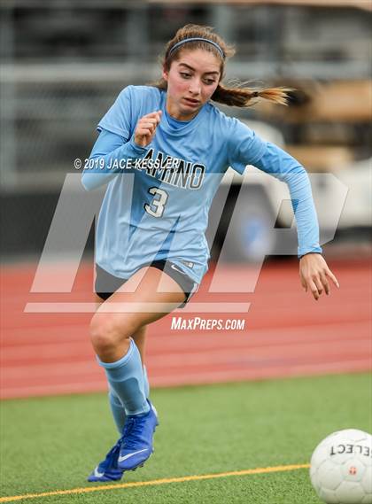 Thumbnail 2 in Birmingham vs. El Camino Real (CIFLACS Div-1 Quarterfinal) photogallery.