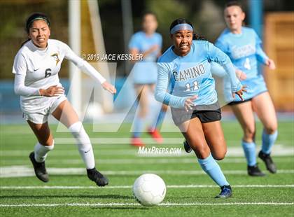 Thumbnail 3 in Birmingham vs. El Camino Real (CIFLACS Div-1 Quarterfinal) photogallery.
