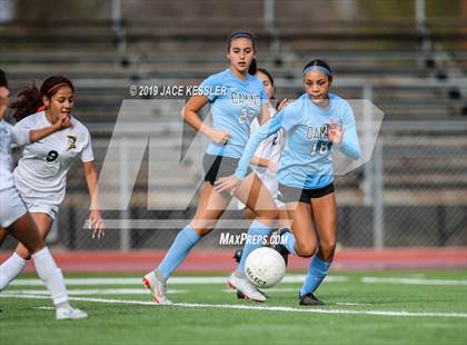 Thumbnail 3 in Birmingham vs. El Camino Real (CIFLACS Div-1 Quarterfinal) photogallery.