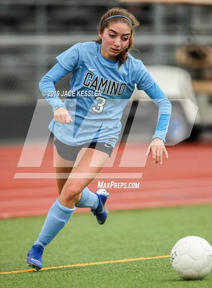 Thumbnail 3 in Birmingham vs. El Camino Real (CIFLACS Div-1 Quarterfinal) photogallery.