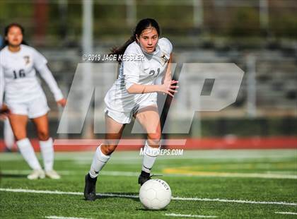 Thumbnail 1 in Birmingham vs. El Camino Real (CIFLACS Div-1 Quarterfinal) photogallery.