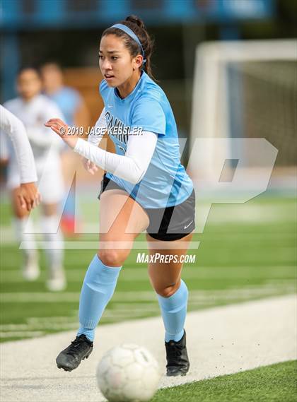 Thumbnail 1 in Birmingham vs. El Camino Real (CIFLACS Div-1 Quarterfinal) photogallery.