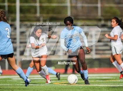 Thumbnail 1 in Birmingham vs. El Camino Real (CIFLACS Div-1 Quarterfinal) photogallery.