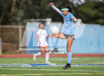 Thumbnail 2 in Birmingham vs. El Camino Real (CIFLACS Div-1 Quarterfinal) photogallery.