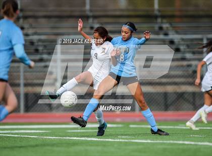 Thumbnail 2 in Birmingham vs. El Camino Real (CIFLACS Div-1 Quarterfinal) photogallery.