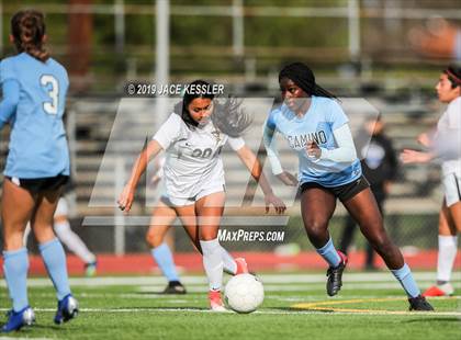 Thumbnail 2 in Birmingham vs. El Camino Real (CIFLACS Div-1 Quarterfinal) photogallery.