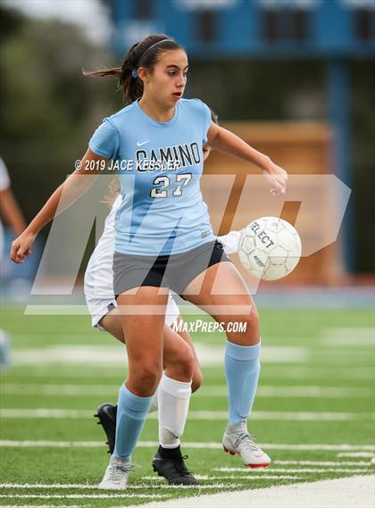 Thumbnail 3 in Birmingham vs. El Camino Real (CIFLACS Div-1 Quarterfinal) photogallery.
