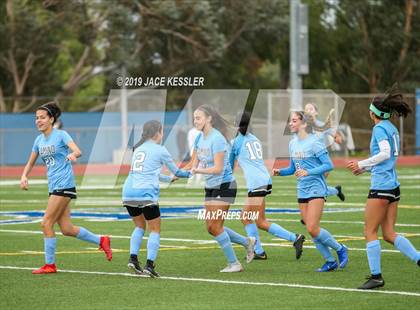 Thumbnail 1 in Birmingham vs. El Camino Real (CIFLACS Div-1 Quarterfinal) photogallery.