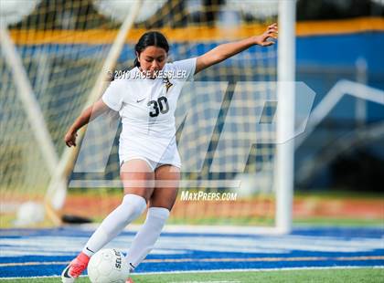 Thumbnail 1 in Birmingham vs. El Camino Real (CIFLACS Div-1 Quarterfinal) photogallery.