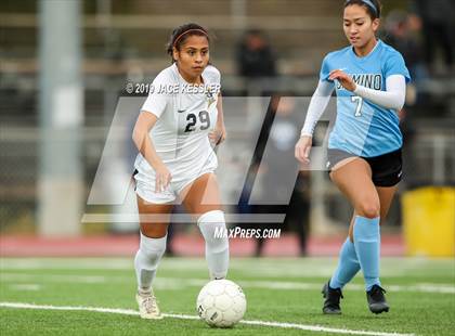 Thumbnail 3 in Birmingham vs. El Camino Real (CIFLACS Div-1 Quarterfinal) photogallery.